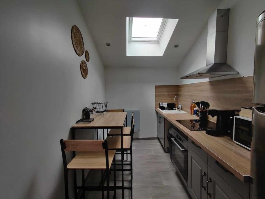 La Petite Falaise, Maison Avec Cour Dreux Centre Exteriör bild